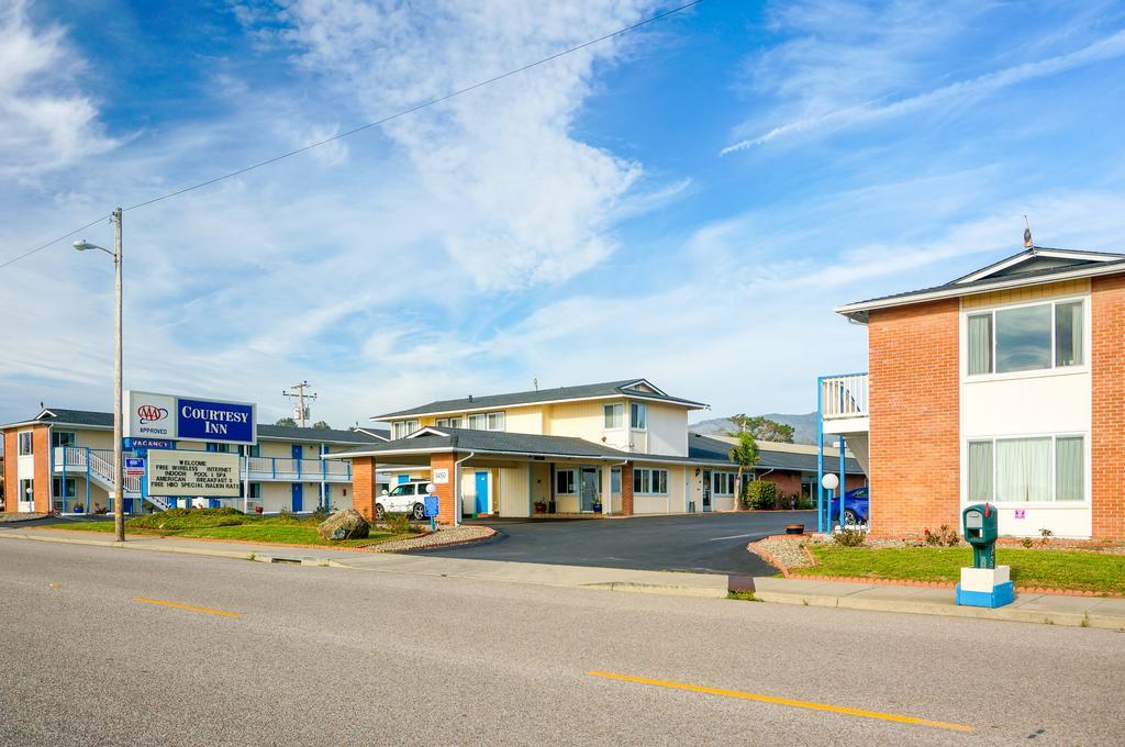 Courtesy Inn San Simeon Exterior photo